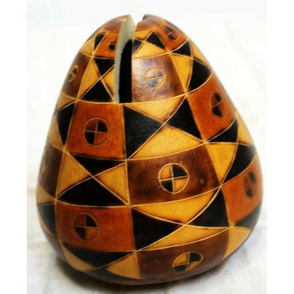 Lucuma Designs Peruvian Handmade Wooden Geometric Egg Place Card Holder - Picture 1 of 7